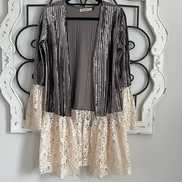 ORIGAMI BY VIVIAN VELVET WITH LACE CARDIGAN/DUSTER SIZE M/L - Picture 1 of 8